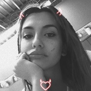 Meet your Posher, Zoe